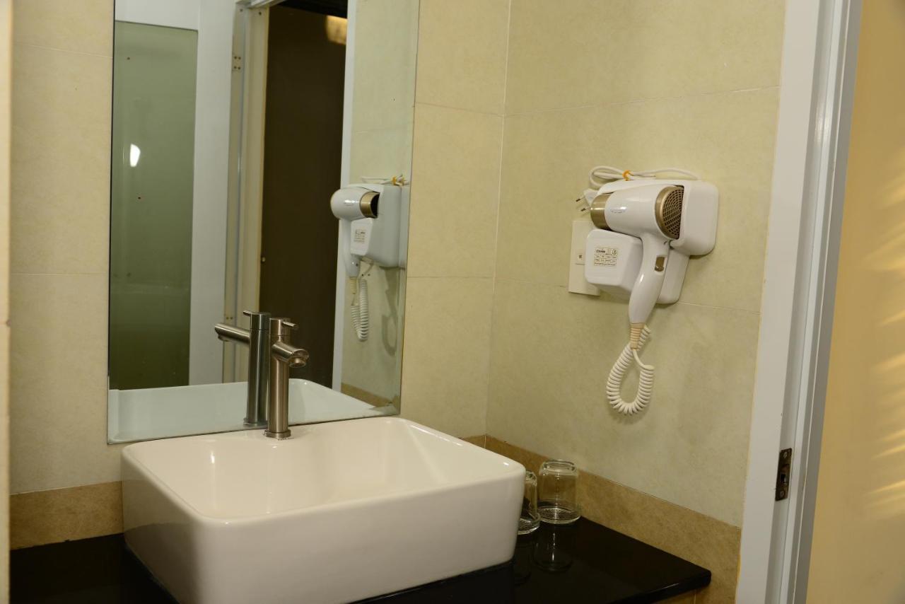 Phuc Hotel Cao Lanh Экстерьер фото